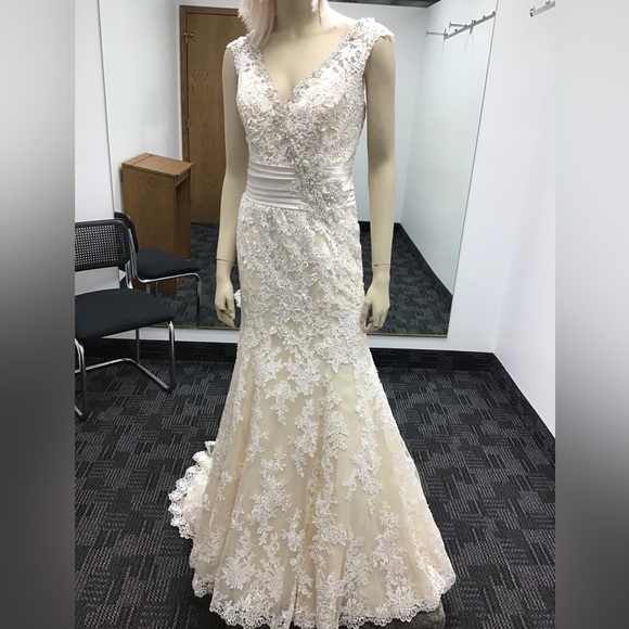Morilee wedding gown #2608 Light Gold size 14NWT